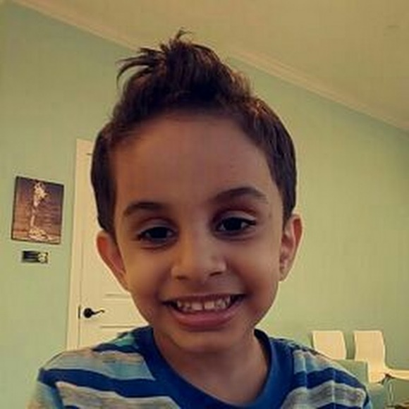 Meet your Posher, Thuraya - Picture 1 of 1